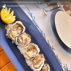 Brooklyn Beckham a Nicola Peltz si užívajú medové týždne.