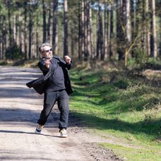Paula Cattermolea odfotografovali iba deň pred smrťou na prechádzke