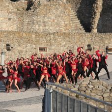 Tanečníci si nakrúcanie užili aj napriek exktrémnemu teplu