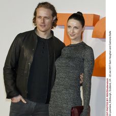 Caitriona Balfe a Sam Heughan na premiére 