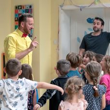 Miro Jaroš v Oteckoch rozprúdil zábavu.