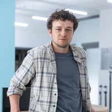 Matej Babej na nakrúcaní šiestej epizódy Druhej šance.