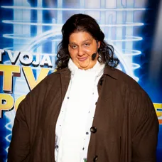 Jasmina Alagič ako Věra Bílá 