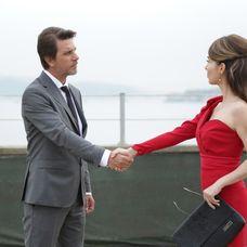 Nová postava zamieša kartami