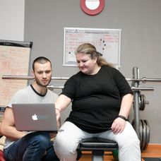 Výherkyňa Marika s výživovým poradcom Michalom Páleníkom