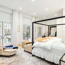 J Lo sa nedarí predať tento byt.