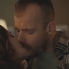 Naďa a Šimon sa pobozkali