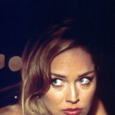Sharon Stone vo filme Základný inštinkt, rok 1992.