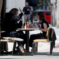 Lewis Capaldi a Ellie MacDowell sa rozišli