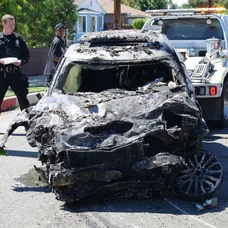 Auto po nehode Anne Heche