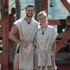 Silvia slúži s Martinom Šmahelom