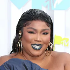 Lizzo na odovzdávaní hudobných cien MTV.