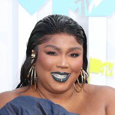 Lizzo na odovzdávaní hudobných cien MTV.