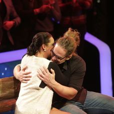 Prvou gratulantkou bola Viera