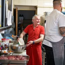 Na nože - Reštaurácia na Trojici