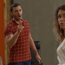 Alex našiel svoj byt v otrasnom stave.