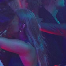 Ráchel s priateľkou Dominikou v pražskom Duplexe.