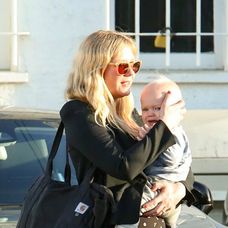 Kirsten Dunst so synčekom.