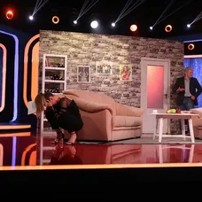 Na scéne sa nečakane zjavil aj 