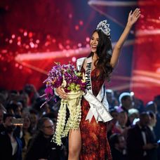 Miss Universe 2018 sa stala Catriona Elisa Gray 