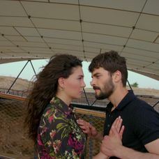 Hráč Tampy Bay Buccaneers Tom Brady sa teší po výhre v Super Bowle LV.