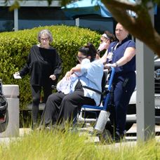 Vanessu Hudgens s bábätkom prepustili z nemocnice