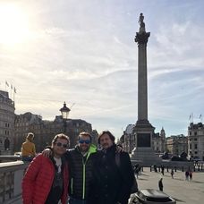 Miezga, Kobielsky a Latinák v Londýne