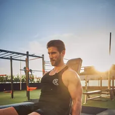 Tomáš vo fitku