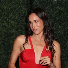 Meghan Markle oslnila v odvážnych šatách