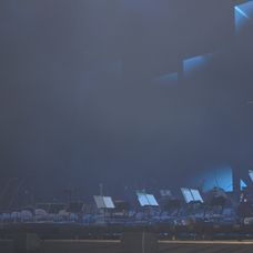 Andrea Bocelli vo vypredanej O2 arene v Prahe