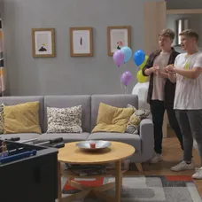 Nahnevaná Nina robila s chalanmi poriadky.