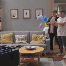 Nahnevaná Nina robila s chalanmi poriadky.