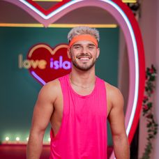 Noví bombshells vo vile - 7. epi