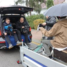 Zľava Jevgenij Malkin a Marcus Pettersson z Pittsburghu oslavujú gól proti New Jersey.