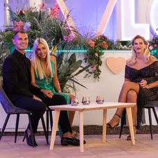 Martin a Lucia, Zorka Hejdová
