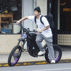 Syn Angeliny Jolie a Brada Pitta mal nehodu