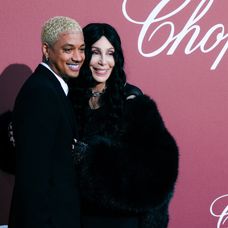 Cher v Cannes s o 40 rokov mladším partnerom