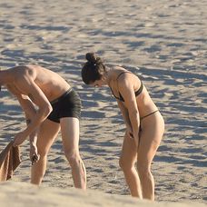 Shawn Mendes randí s hviezdou reality šou Big Brother Charlie Travers