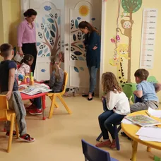 Prasiatko bolo spestrením aj na nakrúcaní.