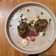 S Radkom Urbanyakom na obede v poľovníckej reštaurácii Silvanus