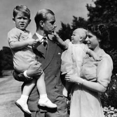 Kráľovná Alžbeta II. a princ Philip