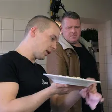 Na nože 3 - Martinova misia v penzióne Jánošík