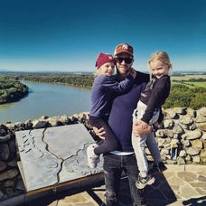 S dcérami na Devíne