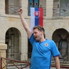 Marko Daňo sa teší po strelení gólu počas prípravného zápasu pred začiatkom NHL Winnipeg Jets - Ottawa Senators.