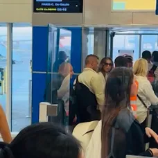 Jennifer Lopez letela spolu s turistami v obyčajnom lietadle
