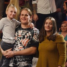 Majú domy, no nemajú prístupovú cestu.