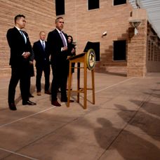 Alec Baldwin obvinený z neúmyselného zabitia