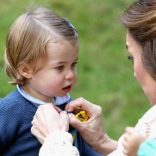 Princ George a princezná Charlotte