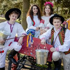 Zuzka, Oliver, Karinka a Rišo