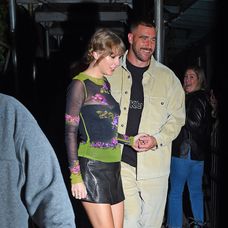 Travis Kelce a Taylor Swift tvoria pár